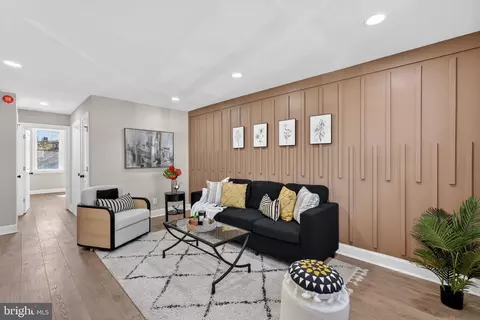 7522 Wheeler St, Philadelphia, PA 19153