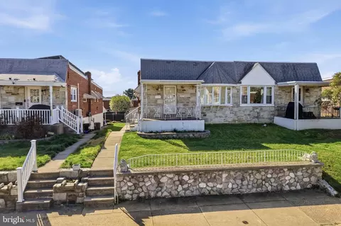 8931 Leonard St, Philadelphia, PA 19152