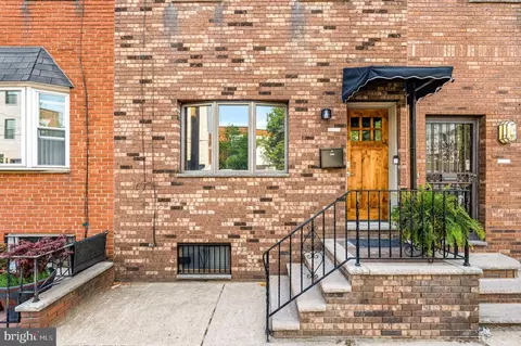 1906 S 12th St, Philadelphia, PA 19148