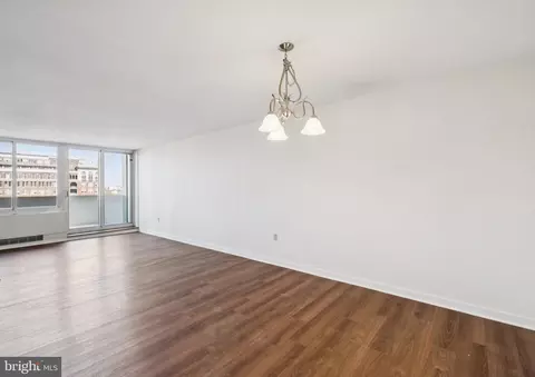 604 S 36 S Washington Sq #1212, Philadelphia, PA 19106
