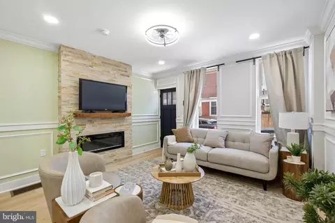 2076 E Monmouth St, Philadelphia, PA 19134