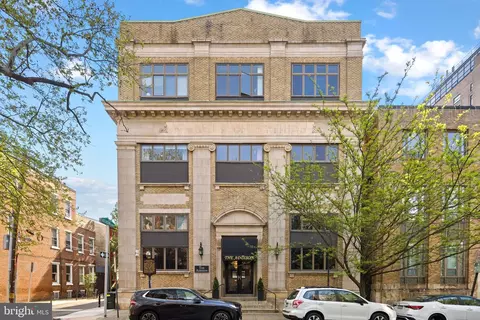 415 S 19th St #3A, Philadelphia, PA 19146