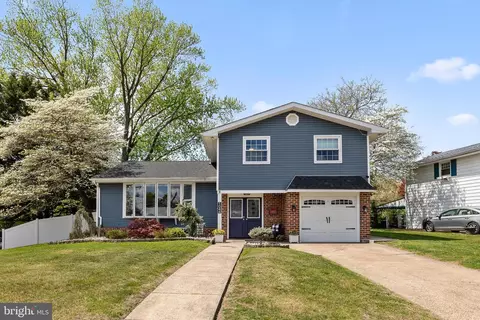 1044 Bloomfield Ave, Philadelphia, PA 19115