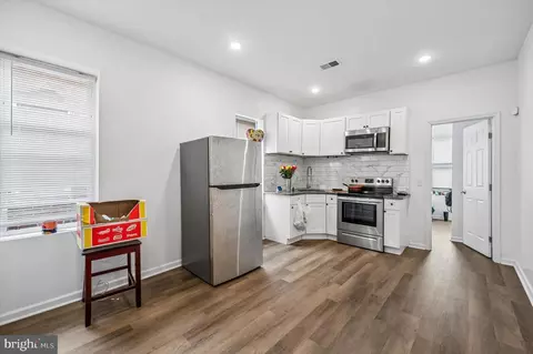 5643 Market St, Philadelphia, PA 19139