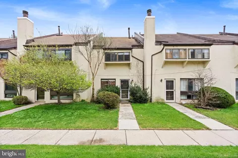 7601 Crittenden St #F8, Philadelphia, PA 19118
