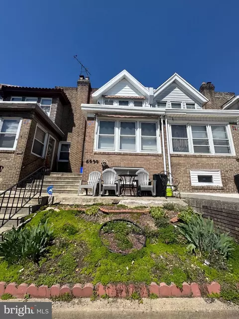 6539 Dorel St, Philadelphia, PA 19142