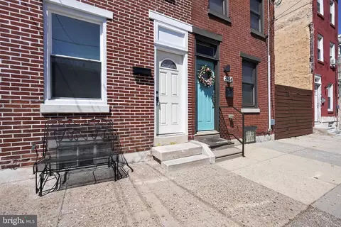 2456 Sepviva St, Philadelphia, PA 19125