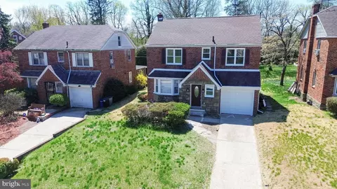 6610 Ardleigh St, Philadelphia, PA 19119