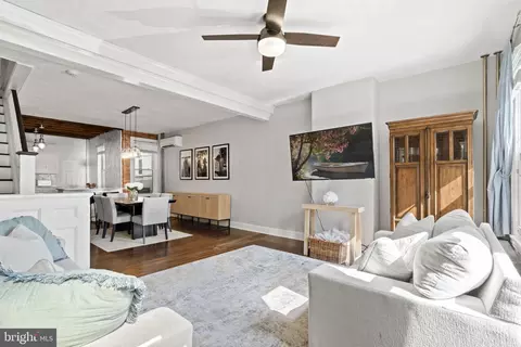 4751 Fowler St, Philadelphia, PA 19127