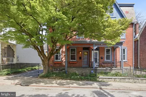 8125 Shawnee St, Philadelphia, PA 19118