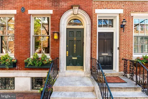 632 Spruce St, Philadelphia, PA 19106
