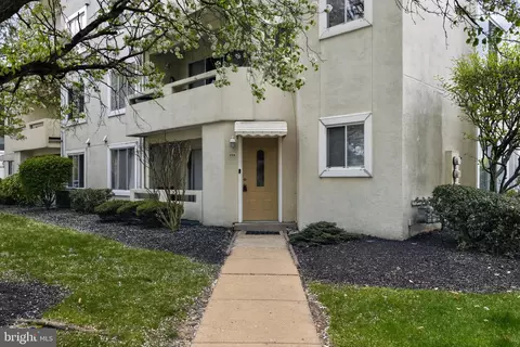 154 Benjamin Ct #G154, Philadelphia, PA 19114