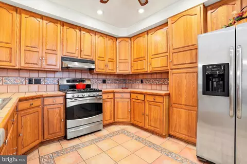 521-525 Mifflin St, Philadelphia, PA 19148
