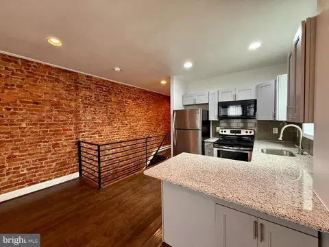 1830 Harrison St, Philadelphia, PA 19124