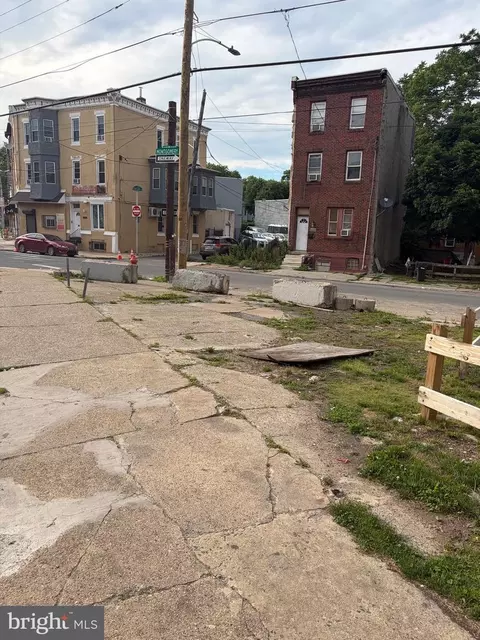 2425 29 Ridge Ave, Philadelphia, PA 19121