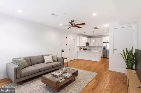 1527 N 7th St #1, Philadelphia, PA 19122