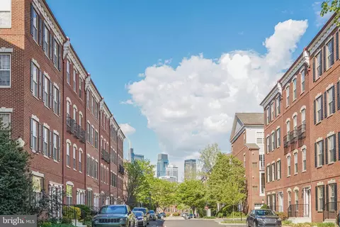608 Captains Way, Philadelphia, PA 19146