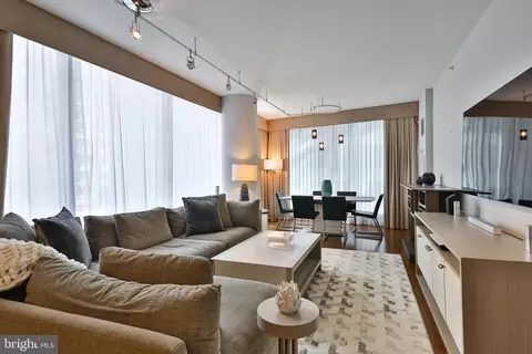 1414 S 00 S Penn Sq #11H, Philadelphia, PA 19102
