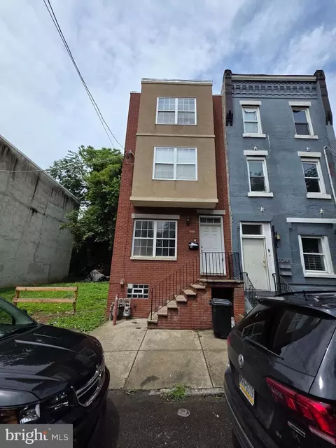 2044 N 18th St, Philadelphia, PA 19121
