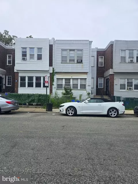 2028 S 68th St, Philadelphia, PA 19142