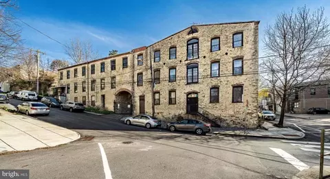 374 Shurs Ln #204, Philadelphia, PA 19128