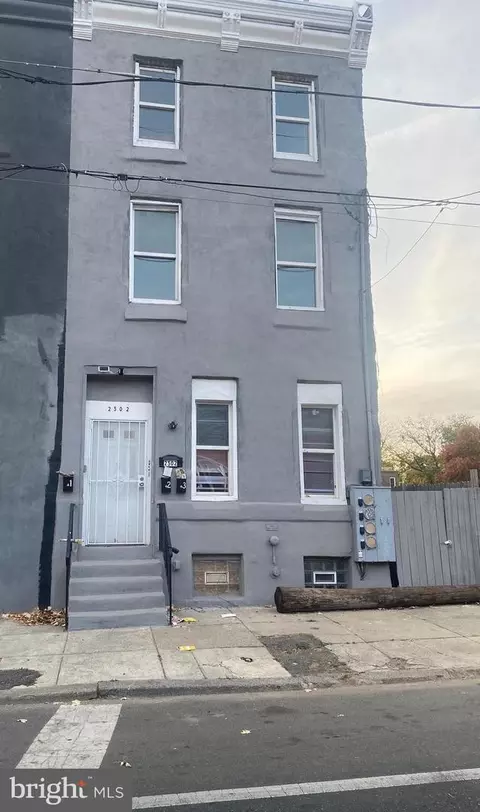 2302 N 15th St, Philadelphia, PA 19132