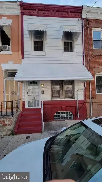 2253 N Sydenham St, Philadelphia, PA 19132