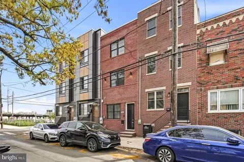 2604 Reed St, Philadelphia, PA 19146