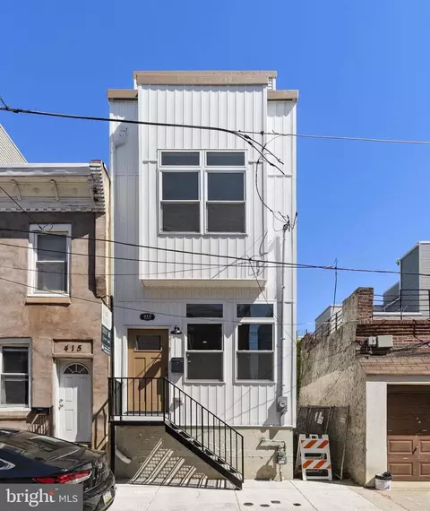 413 Mercy St, Philadelphia, PA 19148