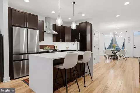 159 Green Ln, Philadelphia, PA 19127
