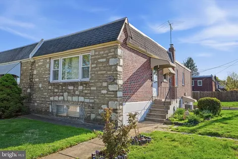 2000 Tomlinson Rd, Philadelphia, PA 19116