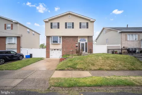 1843 Sanford St, Philadelphia, PA 19116