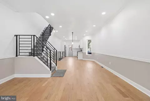 723 S 57th St, Philadelphia, PA 19143