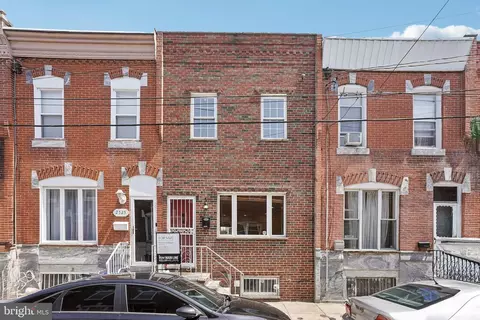 2527 S Hicks St, Philadelphia, PA 19145