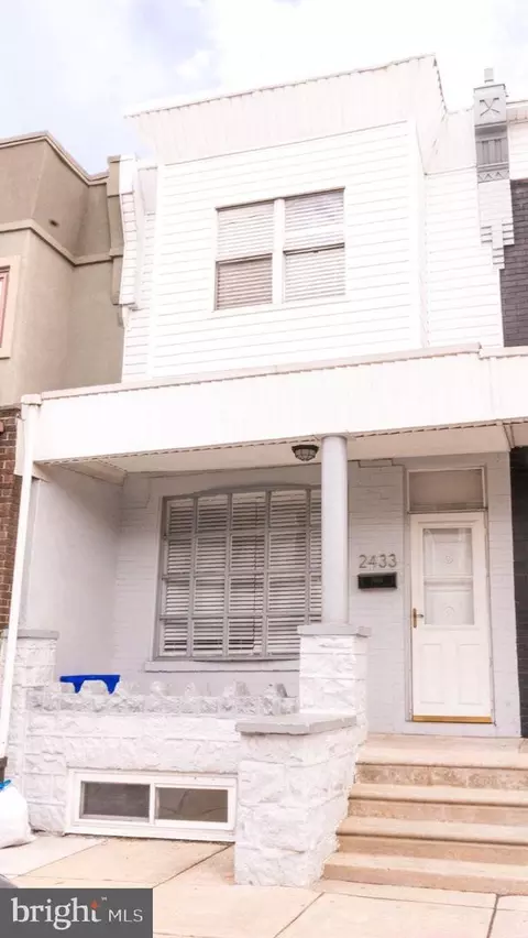 2433 3rd St, Philadelphia, PA 19148