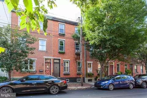 2204 Brown St, Philadelphia, PA 19130