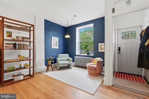 1302 Mckean St, Philadelphia, PA 19148