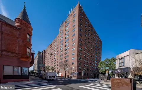 118 S 21st St #911, Philadelphia, PA 19103