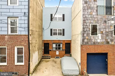 944 New Market St, Philadelphia, PA 19123