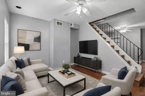 4648 Mansion St, Philadelphia, PA 19127