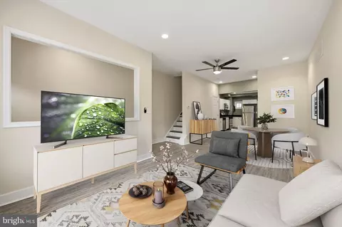 1729 Reed St, Philadelphia, PA 19146
