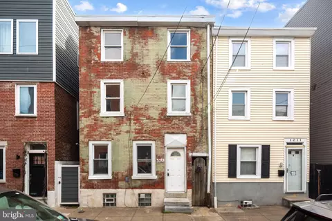 1213 E Oxford St, Philadelphia, PA 19125
