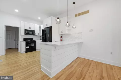2512 W Sergeant St, Philadelphia, PA 19132