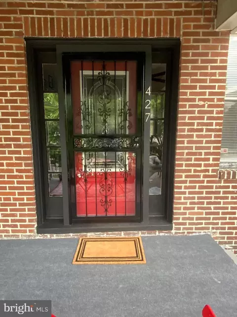 Entry Way - 427 E Sharpnack St, Philadelphia, PA 19119 photo 1 of 7