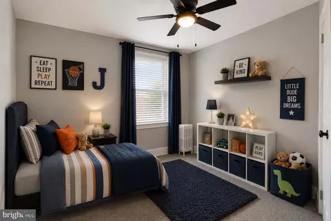 Bedroom - 427 E Sharpnack St, Philadelphia, PA 19119 photo 4 of 6