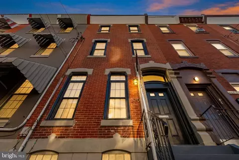 870 N 19th St, Philadelphia, PA 19130