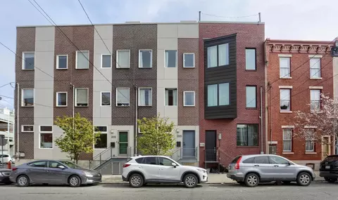2125 E Cumberland St, Philadelphia, PA 19125