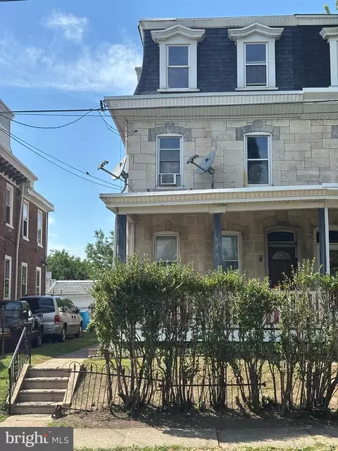 6740 Keystone St, Philadelphia, PA 19135