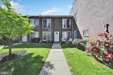 9001 Ridge Ave #23, Philadelphia, PA 19128