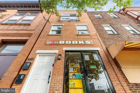 408 E Girard Ave, Philadelphia, PA 19125